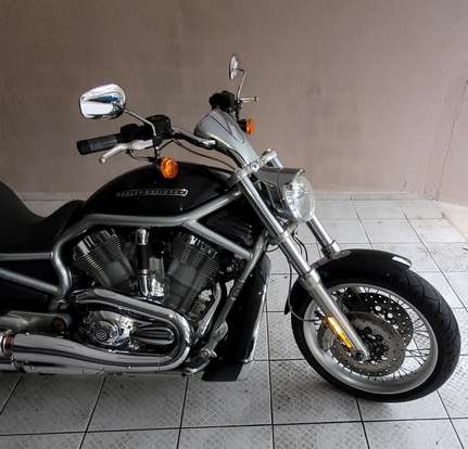 HARLEY-DAVIDSON-V-ROD-2008