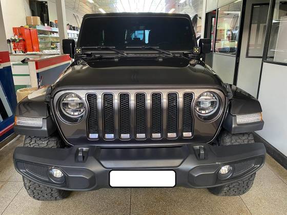 JEEP WRANGLER 2.0 TURBO GASOLINA SAHARA 4P 4X4 AT8