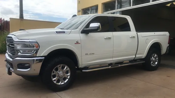 RAM 3500 6.7 I6 TURBO DIESEL LARAMIE CD 4X4 AUTOMÁTICO