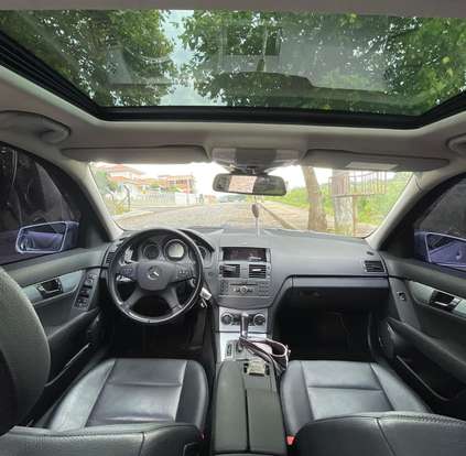 MERCEDES-BENZ-C 200-2010