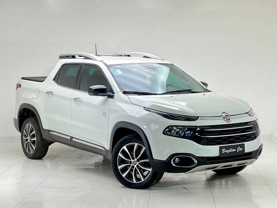 FIAT TORO 2.0 16V TURBO DIESEL VOLCANO 4WD AT9