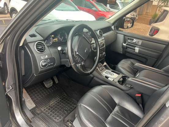 LAND ROVER-DISCOVERY 4-2015
