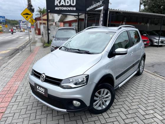 VOLKSWAGEN CROSSFOX 1.6 MI FLEX 8V 4P MANUAL