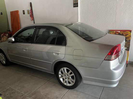 HONDA-CIVIC-2005
