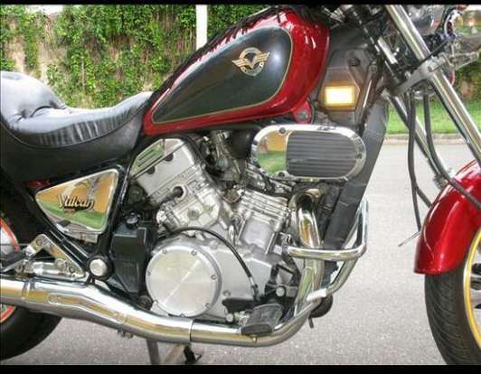 KAWASAKI-VULCAN 750-1996