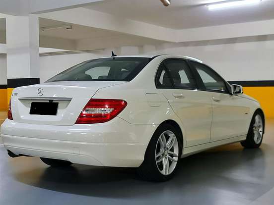 MERCEDES-BENZ-C 180-1.8 CGI CLASSIC 16V TURBO GASOLINA 4P AUTOMÁTICO MERCEDES-BENZ-C 180-2012