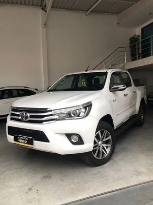 TOYOTA HILUX 2.8 SRX 4X4 CD 16V DIESEL 4P AUTOMÁTICO