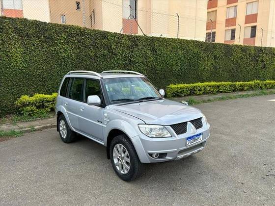 MITSUBISHI PAJERO TR4 2.0 4X4 16V 140CV FLEX 4P AUTOMÁTICO