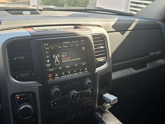 RAM-CLASSIC-5.7 V8 GASOLINA LARAMIE NIGHT EDITION CD 4X4 AUTOMÁTICO RAM-CLASSIC-2022