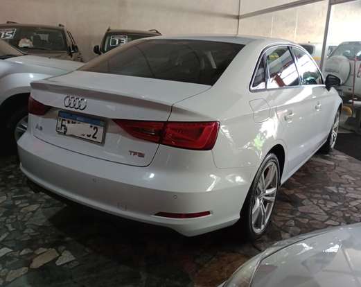 AUDI-A3-1.4 TFSI SEDAN ATTRACTION 16V GASOLINA 4P S-TRONIC AUDI-A3-2015