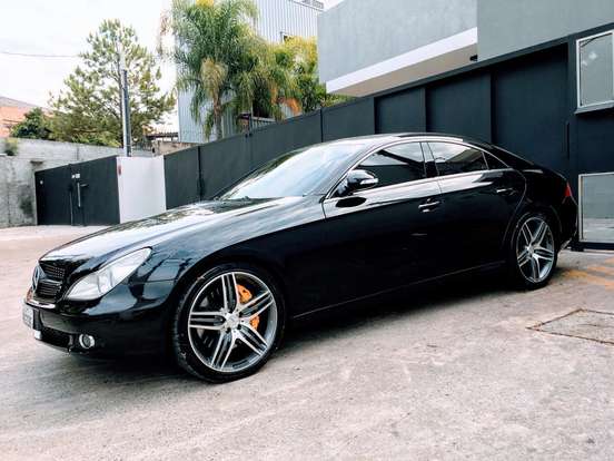MERCEDES-BENZ-CLS 500-5.0 AVANTGARDE V8 GASOLINA 4P AUTOMÁTICO MERCEDES-BENZ-CLS 500-2006