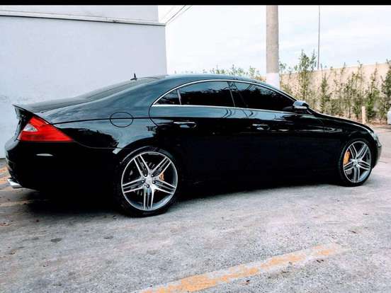 MERCEDES-BENZ-CLS 500-5.0 AVANTGARDE V8 GASOLINA 4P AUTOMÁTICO MERCEDES-BENZ-CLS 500-2006