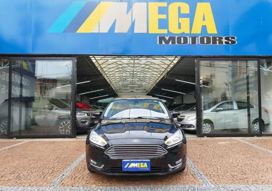 FORD FOCUS 2.0 TITANIUM 16V FLEX 4P POWERSHIFT