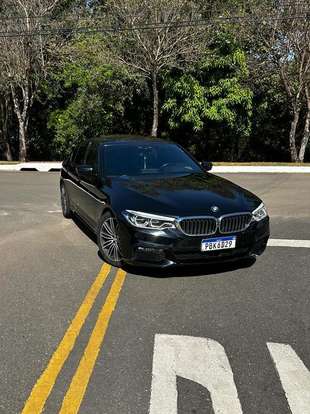BMW-540i-2017