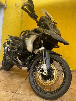 BMW-R 1250 GS TRIPLE BLACK BMW-R 1250 GS TRIPLE BLACK-2022