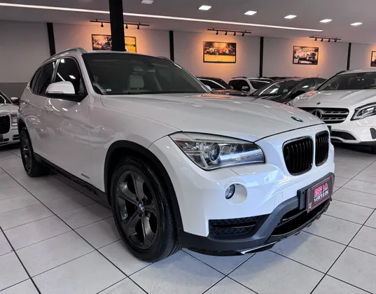 BMW X1 2.0 16V TURBO ACTIVEFLEX SDRIVE20I X-LINE 4P AUTOMÁTICO