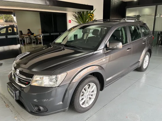 DODGE JOURNEY 3.6 SXT V6 GASOLINA 4P AUTOMÁTICO