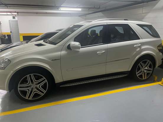 MERCEDES-BENZ-ML 63 AMG-6.2 V8 32V GASOLINA 4P AUTOMÁTICO MERCEDES-BENZ-ML 63 AMG-2008