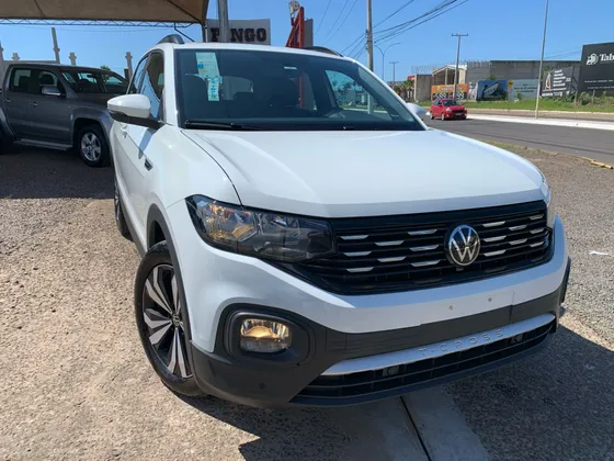 VOLKSWAGEN T-CROSS 1.0 200 TSI TOTAL FLEX COMFORTLINE AUTOMÁTICO