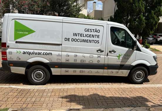 MERCEDES-BENZ-SPRINTER-2.2 415 CDI FURGÃO 14 BI-TURBO DIESEL MANUAL MERCEDES-BENZ-SPRINTER-2016