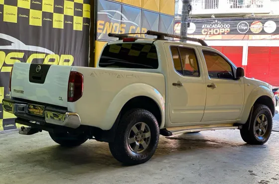 NISSAN FRONTIER 2.5 SV ATTACK 4X2 CD TURBO ELETRONIC DIESEL 4P MANUAL