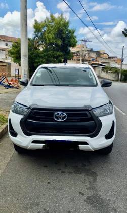 TOYOTA HILUX 2.8 D-4D TURBO DIESEL CHASSI 4X4 MANUAL