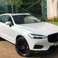 VOLVO XC60 2.0 T5 GASOLINA MOMENTUM AWD GEARTRONIC VOLVO XC60 2.0 T5 GASOLINA MOMENTUM AWD GEARTRONIC