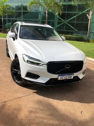 VOLVO-XC60-2017