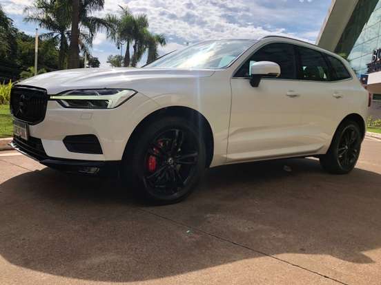 VOLVO-XC60-2.0 T5 GASOLINA MOMENTUM AWD GEARTRONIC VOLVO-XC60-2017