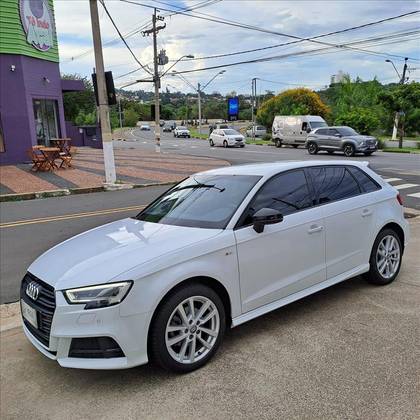 AUDI A3 1.4 TFSI GASOLINA SPORTBACK PRESTIGE PLUS S-TRONIC