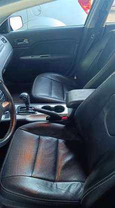 FORD-FUSION-2012