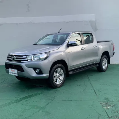 TOYOTA HILUX 2.8 SRV 4X4 CD 16V DIESEL 4P AUTOMÁTICO