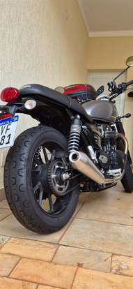 TRIUMPH-SPEED TWIN 900-2023
