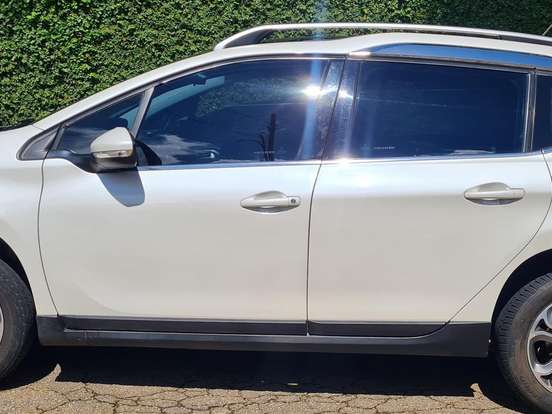 PEUGEOT-2008-1.6 16V FLEX GRIFFE 4P AUTOMÁTICO PEUGEOT-2008-2016