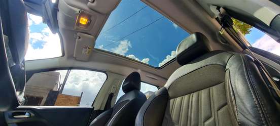 PEUGEOT-2008-1.6 16V FLEX GRIFFE 4P AUTOMÁTICO PEUGEOT-2008-2016