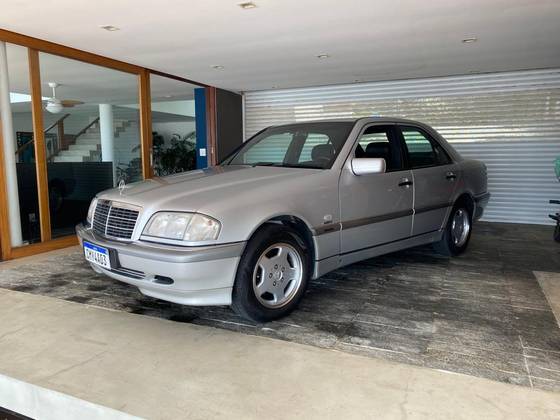 MERCEDES-BENZ C 240 2.4 ELEGANCE GASOLINA 4P AUTOMÁTICO