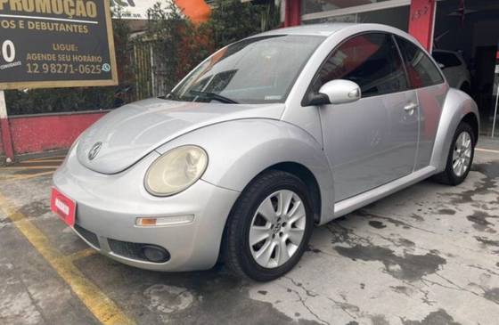 VOLKSWAGEN NEW BEETLE 2.0 MI 8V GASOLINA 2P AUTOMÁTICO