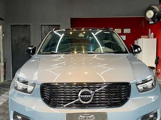 VOLVO-XC40-2.0 T5 GASOLINA R-DESIGN AWD GEARTRONIC VOLVO-XC40-2019