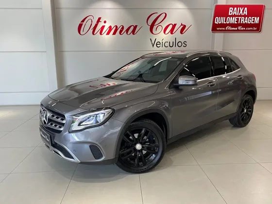 MERCEDES-BENZ GLA 200 1.6 CGI FLEX ADVANCE 7G-DCT