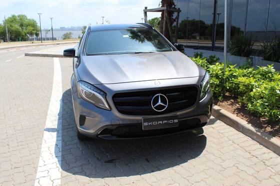 MERCEDES-BENZ GLA 200 1.6 CGI ADVANCE 16V TURBO FLEX 4P AUTOMÁTICO