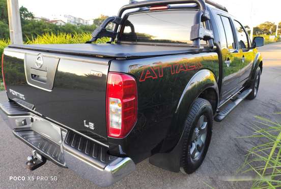 NISSAN-FRONTIER-2.5 LE ATTACK 4X4 CD TURBO ELETRONIC DIESEL 4P AUTOMÁTICO NISSAN-FRONTIER-2013