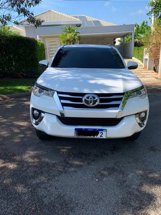 TOYOTA HILUX SW4 2.7 SRV 7 LUGARES 4X2 16V FLEX 4P AUTOMÁTICO