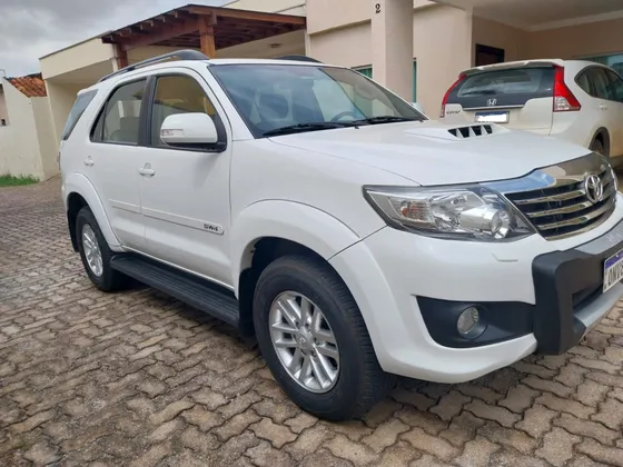 TOYOTA HILUX SW4 3.0 SRV 4X4 16V TURBO INTERCOOLER DIESEL 4P AUTOMÁTICO