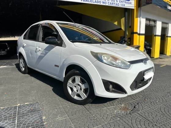 FORD FIESTA 1.6 MPI SEDAN 8V FLEX 4P MANUAL