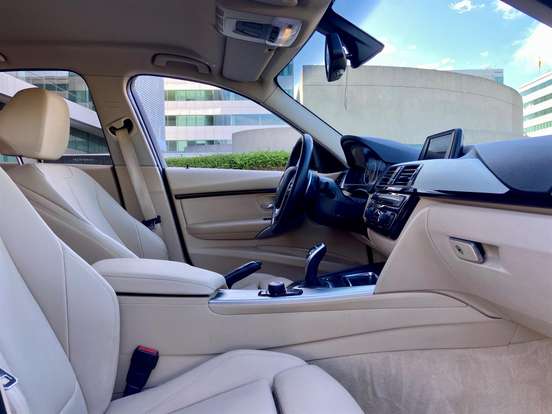 BMW-320i-2.0 SPORT 16V TURBO ACTIVE FLEX 4P AUTOMÁTICO BMW-320i-2016