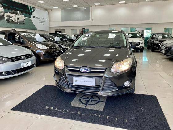 FORD FOCUS 2.0 SE PLUS 16V FLEX 4P POWERSHIFT