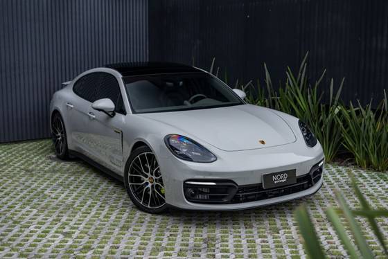 PORSCHE PANAMERA 2.9 V6 E-HYBRID 4 PLATINUM EDITION PDK