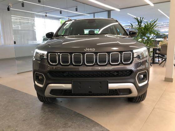 JEEP COMPASS 2.0 TD350 TURBO DIESEL LONGITUDE AT9