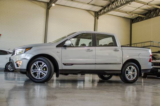 SSANGYONG ACTYON SPORTS 2.0 GL 4X4 CD 16V TURBO INTERCOOLER DIESEL 4P AUTOMÁTICO