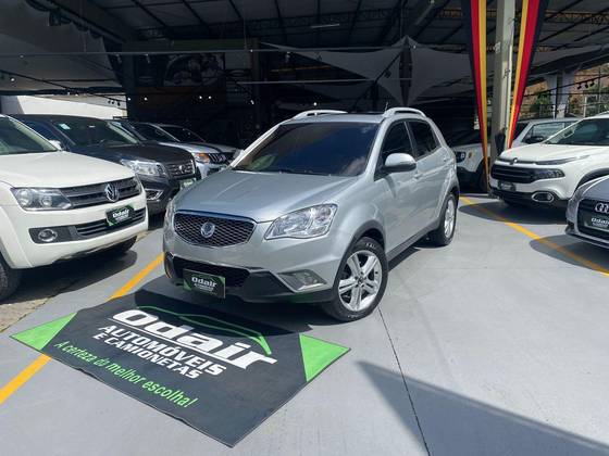 SSANGYONG KORANDO 2.0 GL 16V GASOLINA 4P AUTOMÁTICO